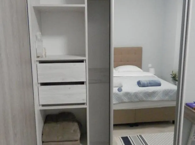 Апартамент Нова Дружба 2 *