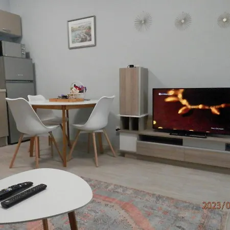 Апартамент Нова Дружба 2 Apartament