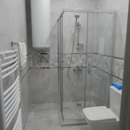 Апартамент Нова Дружба 2 Daire *