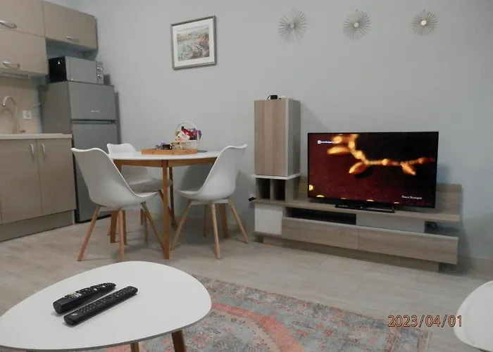 Апартамент Нова Дружба 2 Apartment